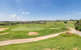 2Bedroom Apartment In A Secure Golf Estate.Wifi